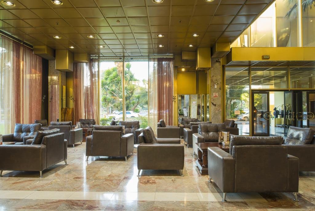 Rainbow Towers Hotel & Conference Centre Хараре Экстерьер фото